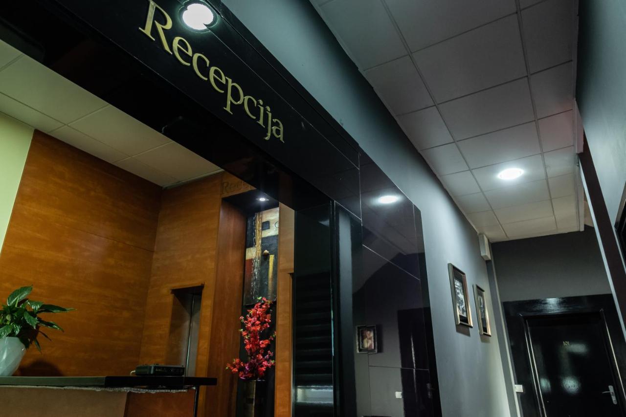 Como A Casa Apartments - Free Parking Сараево Экстерьер фото