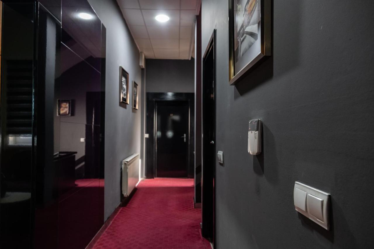 Como A Casa Apartments - Free Parking Сараево Экстерьер фото