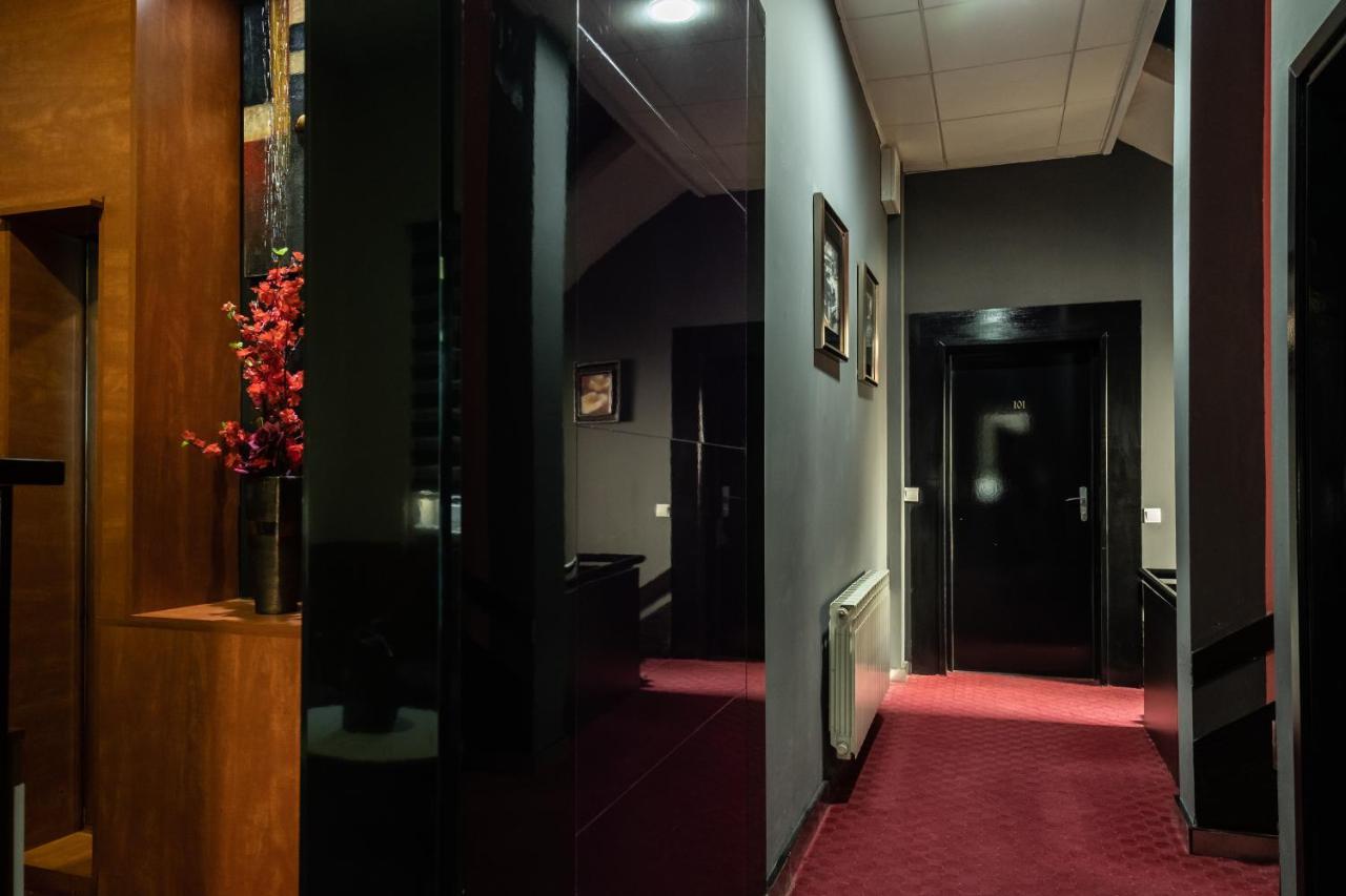 Como A Casa Apartments - Free Parking Сараево Экстерьер фото
