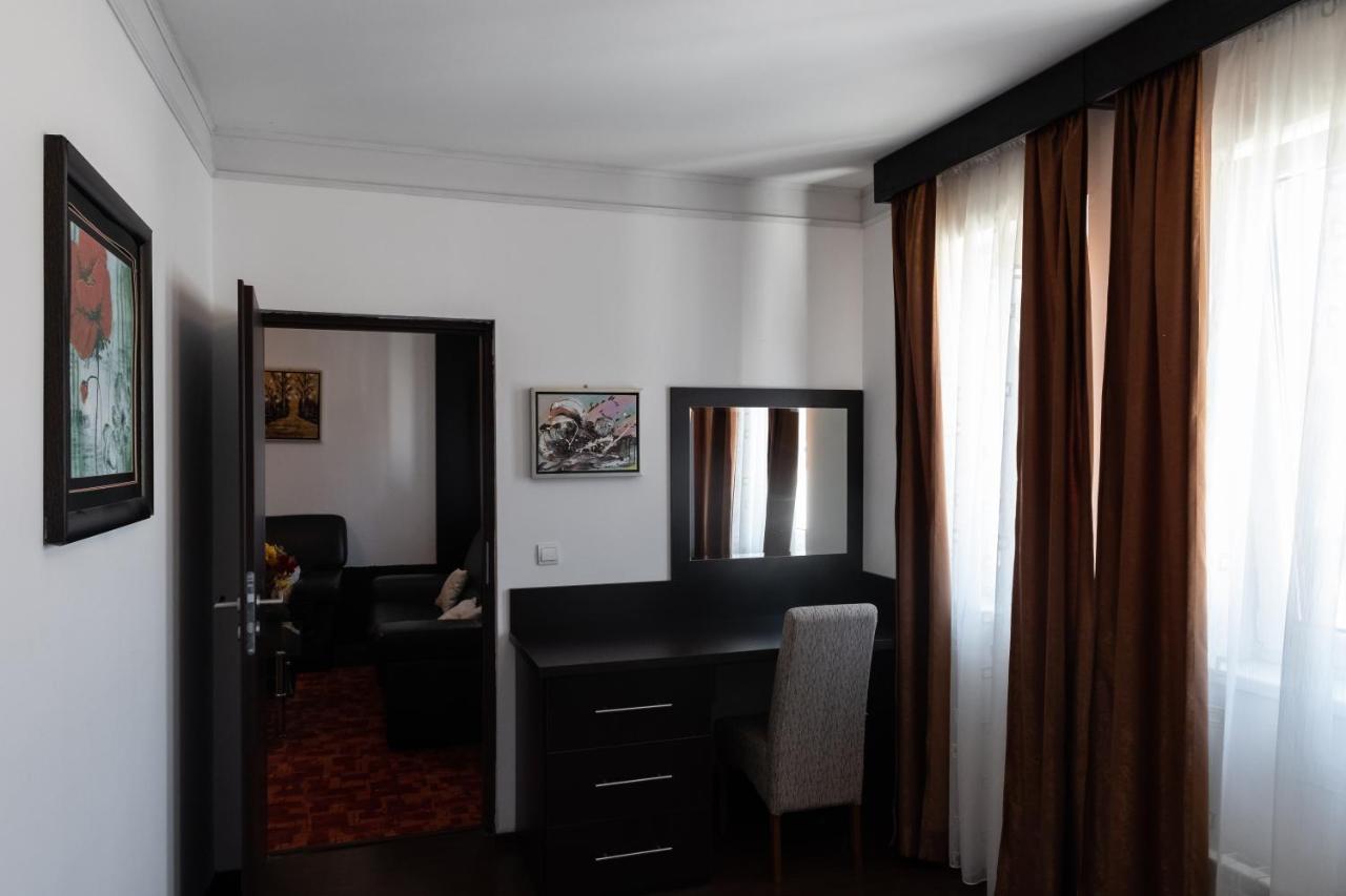 Como A Casa Apartments - Free Parking Сараево Экстерьер фото